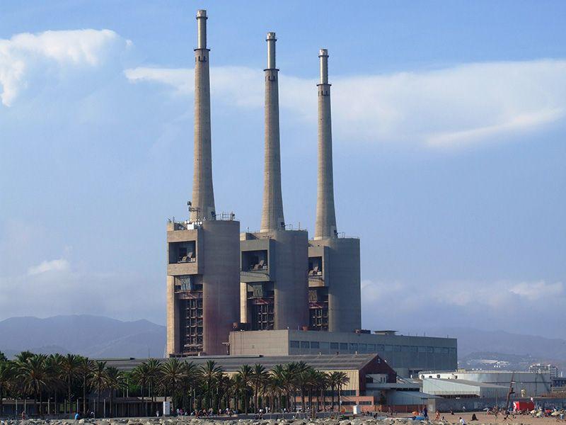 Las Tres Chimeneas