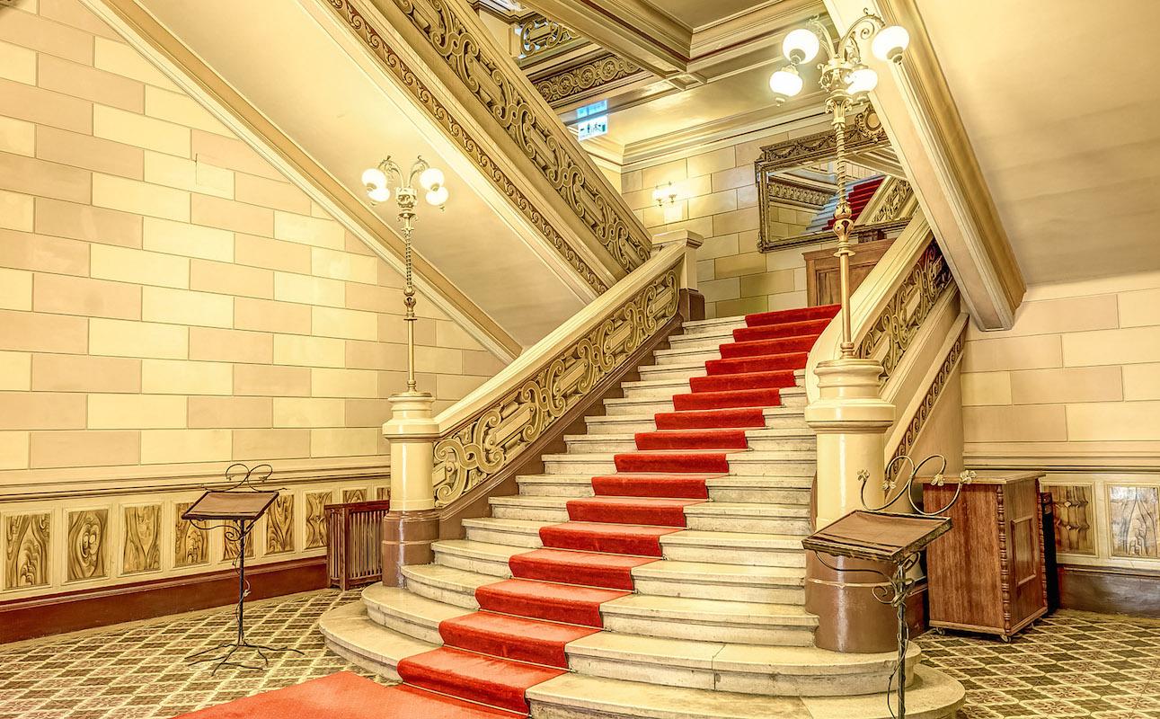 Palatul Bragadiru