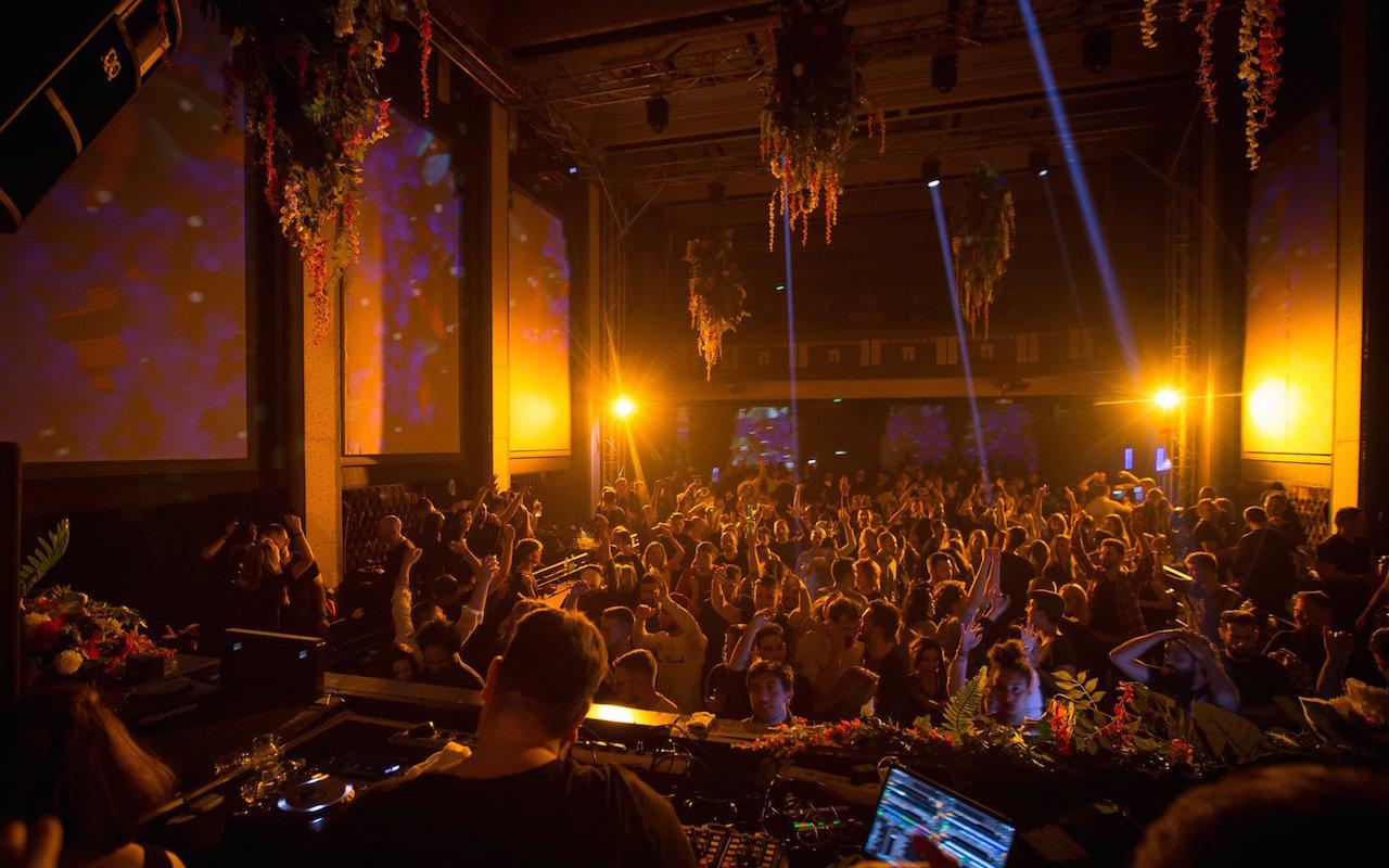 Kristal Club