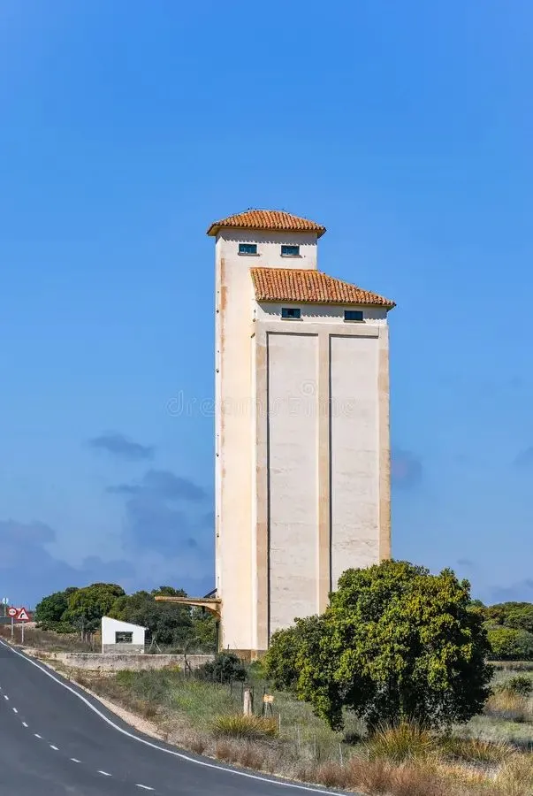 Antiguo Silo de Grano de Villada