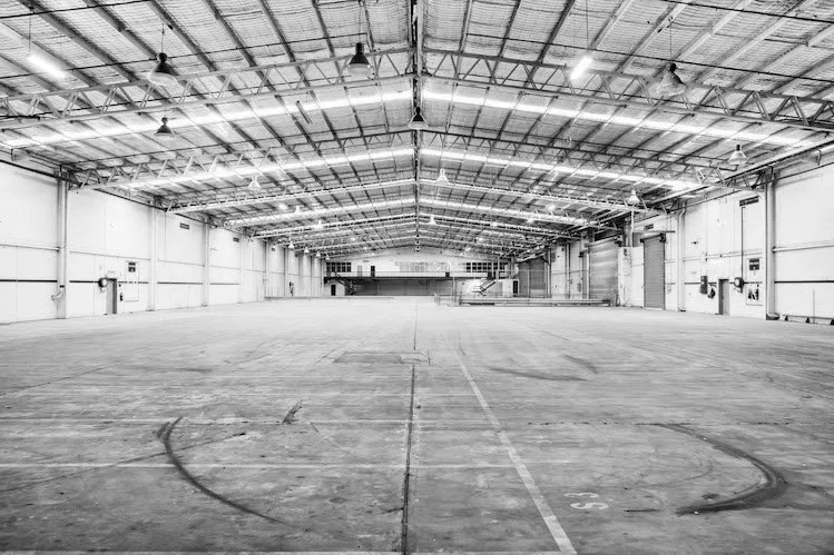 M7 Warehouse